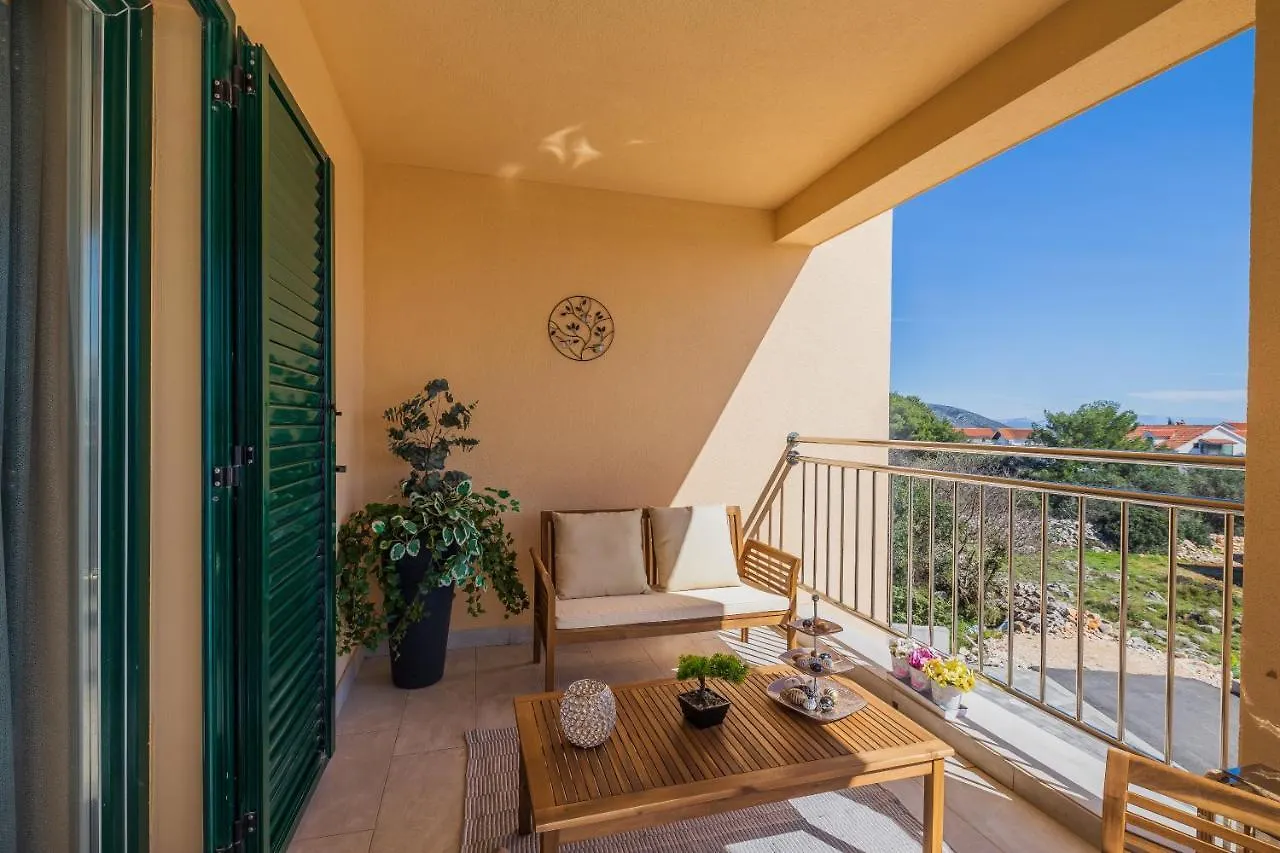טרוגיר Ivana Apartment