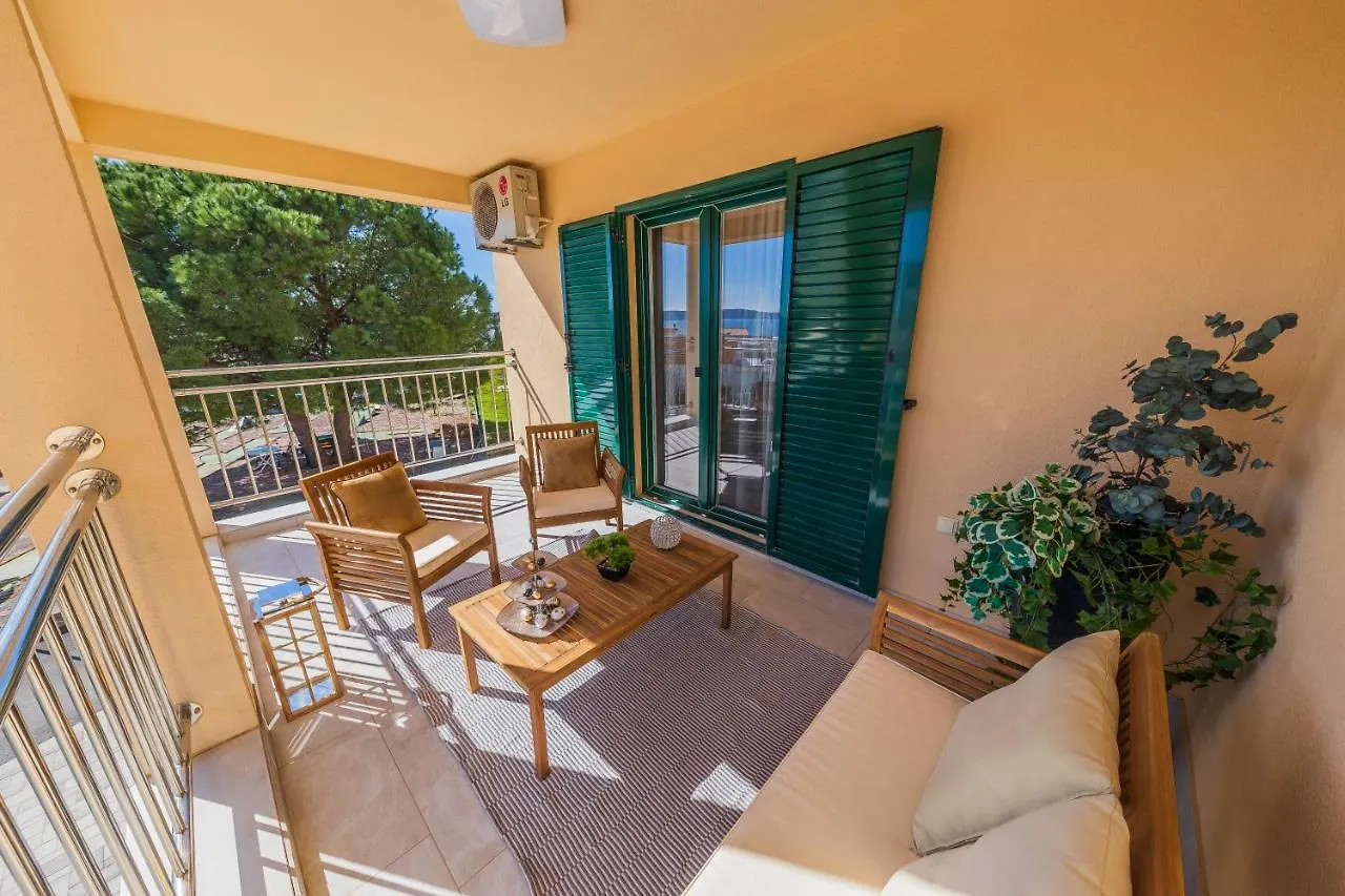 טרוגיר Ivana Apartment קרואטיה