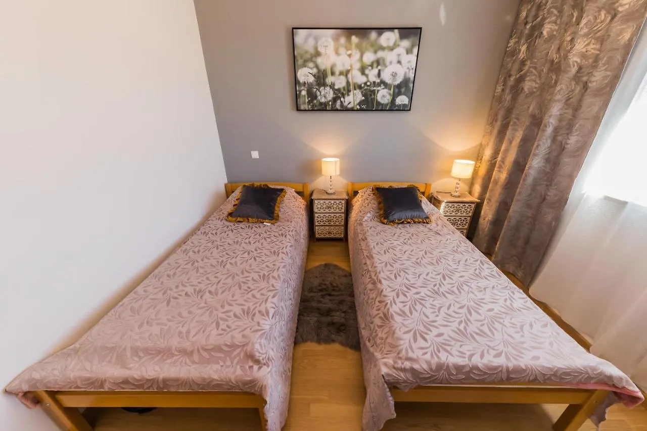 טרוגיר Ivana Apartment